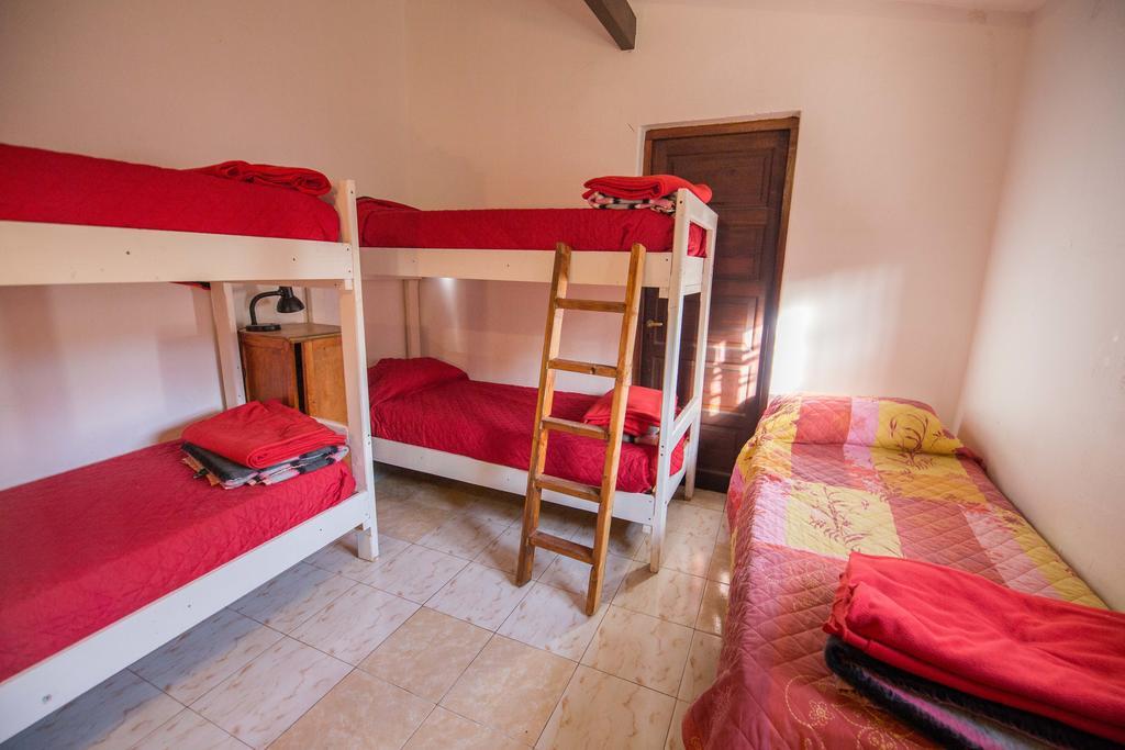 Hostel Aneley تانتي المظهر الخارجي الصورة